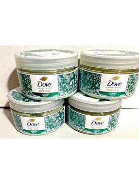Dove Limited Edition Winter Mint Body Scrub 3.5 oz - Lot of 4